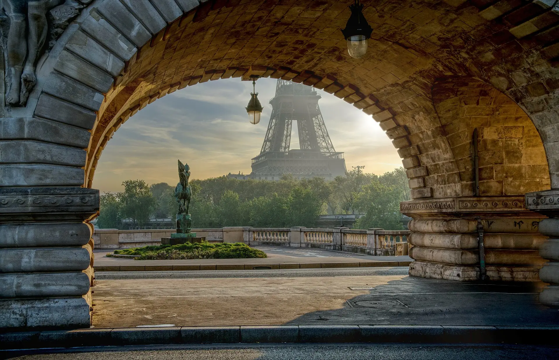 FRANÇA | Especial Paris | Além da Torre: Descubra os Jardins Secretos de Paris em Grande Estilo