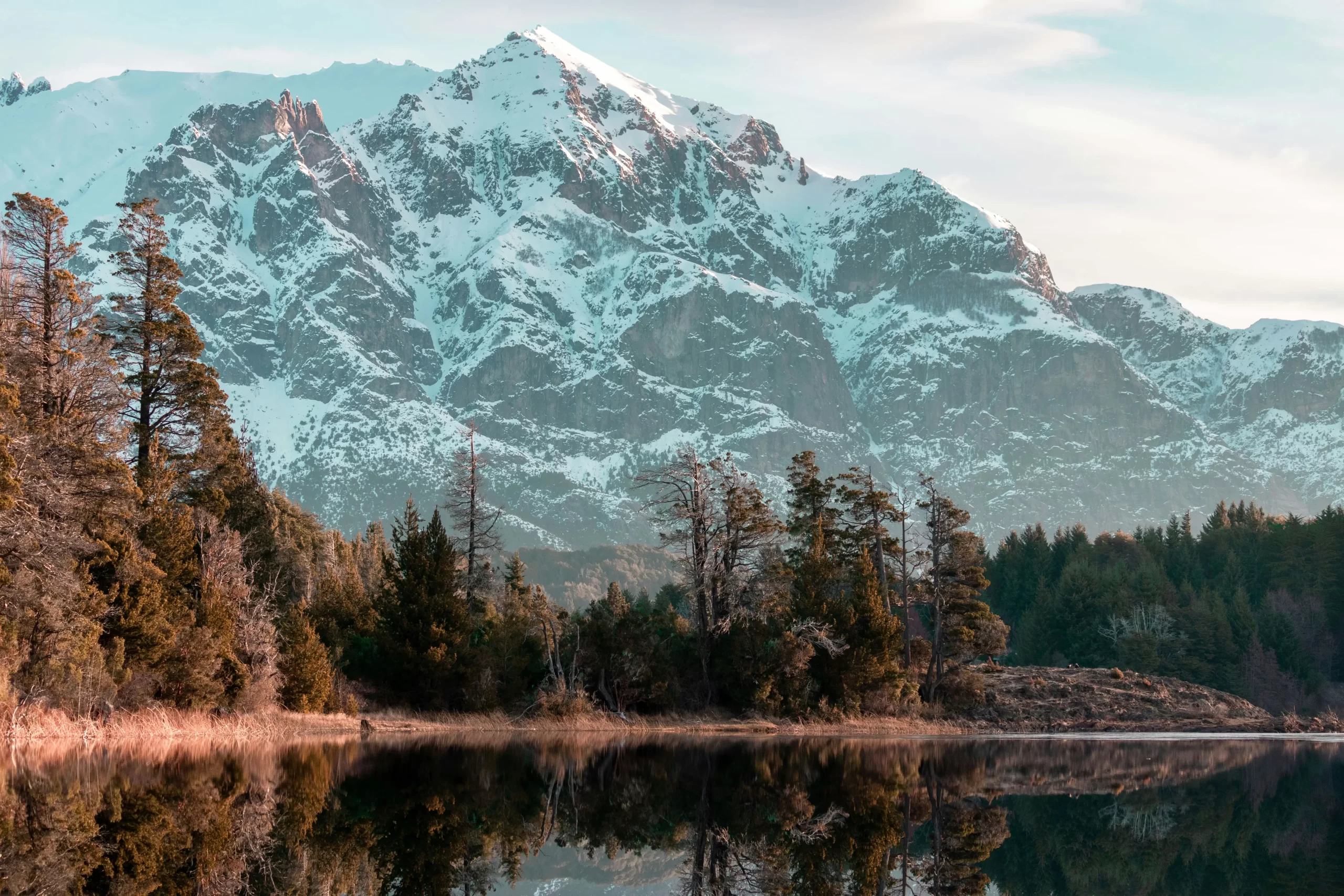 ARGENTINA | Rumo às Montanhas: Luxuosas Acomodações em Bariloche